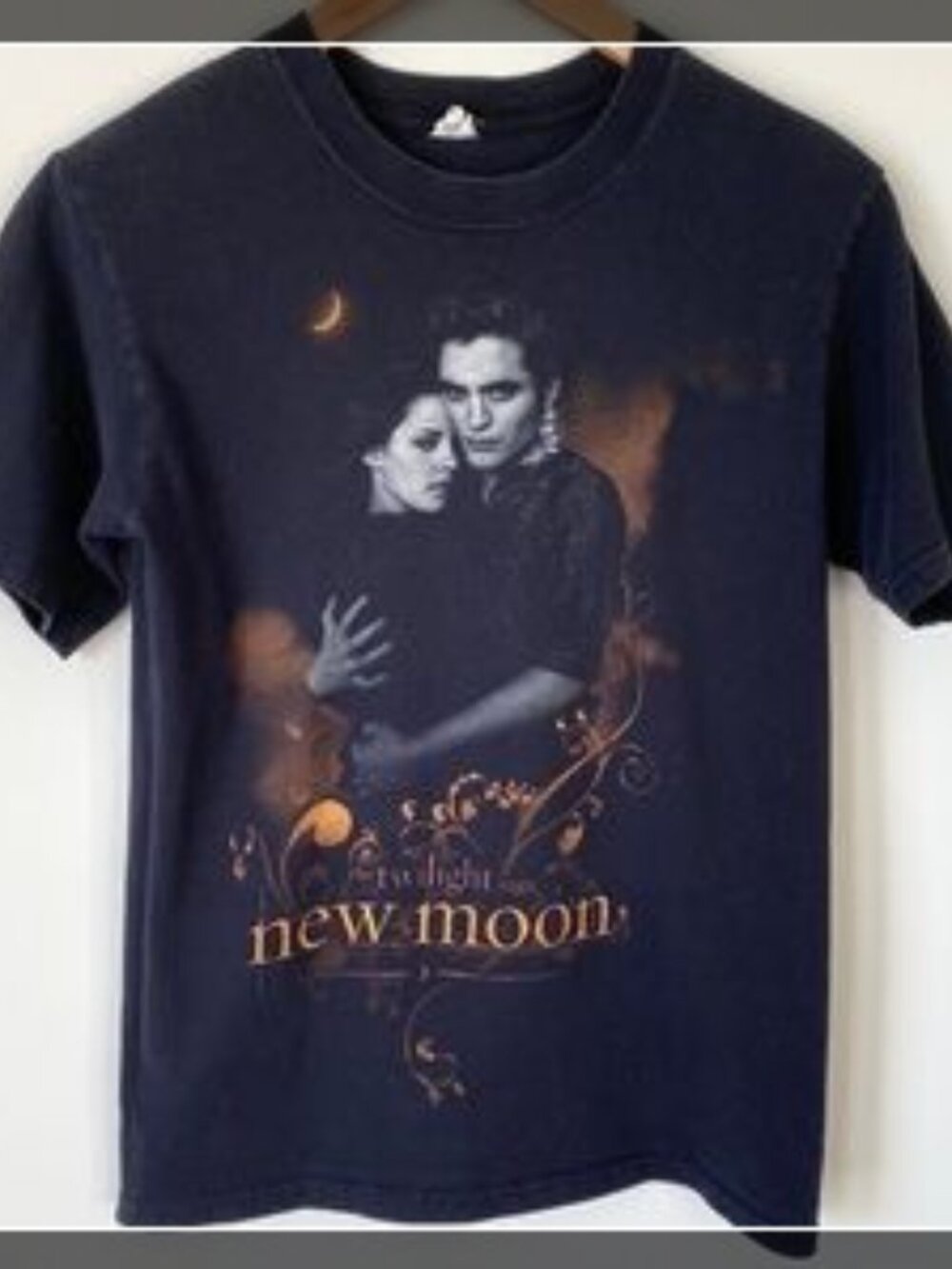 The Twilight Saga New Moon movie promo tee shirt